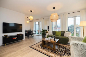 The Wembley Park Arms - Modern 2BDR Flat with Parking + Balcony